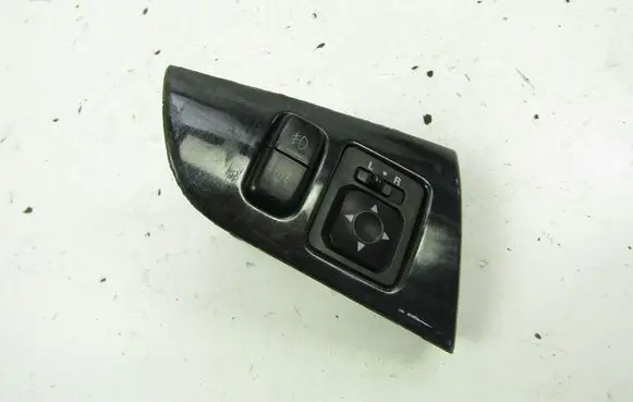 Mitsubishi Lancer Wing mirror switch 