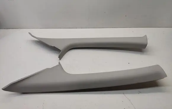 Ford Focus (A) pillar trim 4M51A03198A 4M51A03198B 4M51A03199A