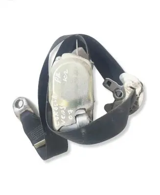 Toyota Corolla Verso AR10 Front seatbelt L153004 070424
