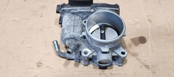 Mitsubishi Outlander Throttle body valve 