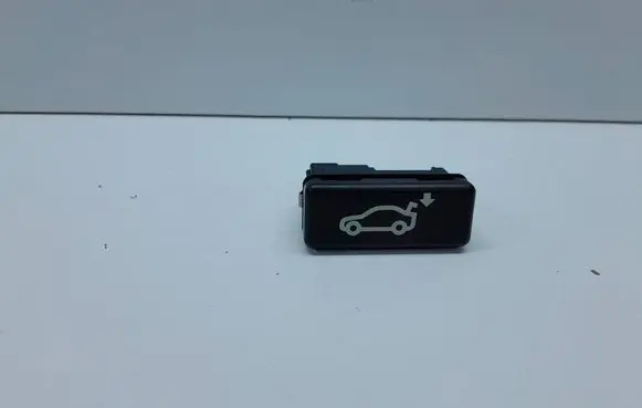 BMW X5 E70 Tailgate/boot open switch button 8375580