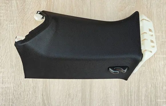 BMW 4 G22 G23 G24 G26 (B) pillar trim (top) 8096864