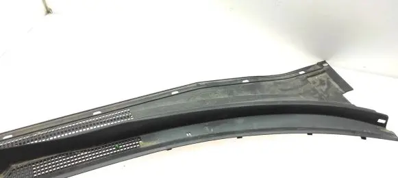 Mitsubishi Outlander Wiper trim MR971425