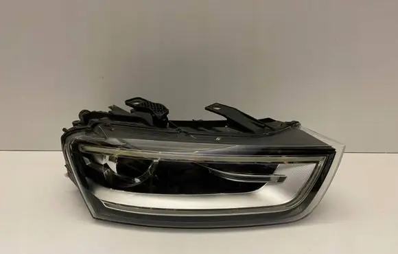 Audi Q3 8U Headlight/headlamp 8U0941006 7083200000