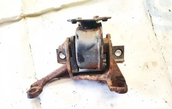 Ford Mondeo MK I Engine mount bracket 3bb7m123a 3bb-7m123a