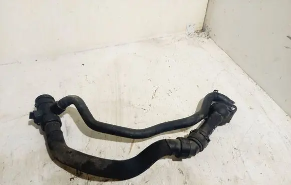 Audi A4 S4 B6 8E 8H Engine coolant pipe/hose 8E0121055N