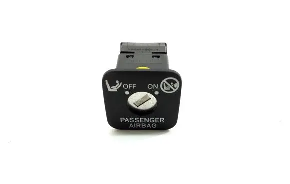 Passenger airbag on/off switch