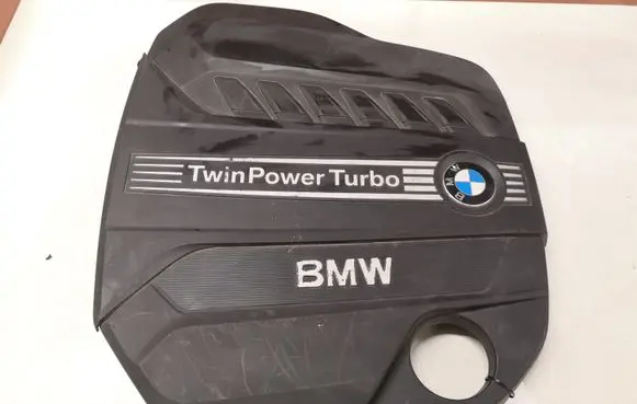 BMW X5 E70 Engine cover (trim) 7812063 05106107108109 15671610