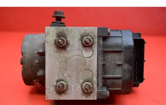 Subaru Forester SF ABS Pump 27531FC000
