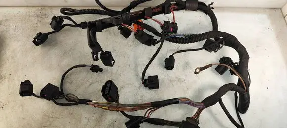 Audi A1 Engine installation wiring loom 4B0973724 03C971824G 4D0971992