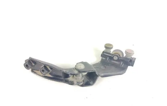 Volkswagen Caddy Sliding door middle roller runner 2K0843335A