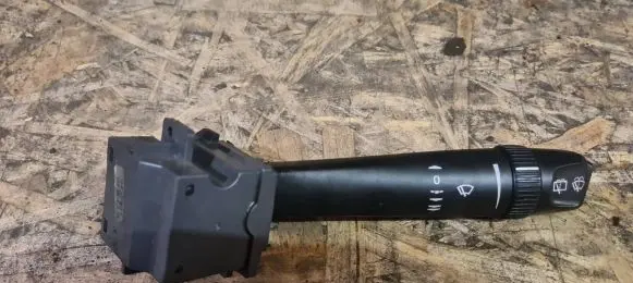 Volvo V70 Wiper control stalk 9452391