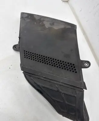 Audi Q5 SQ5 8R Air intake duct part 8R0129618F 8R0129618G 8P0129618D