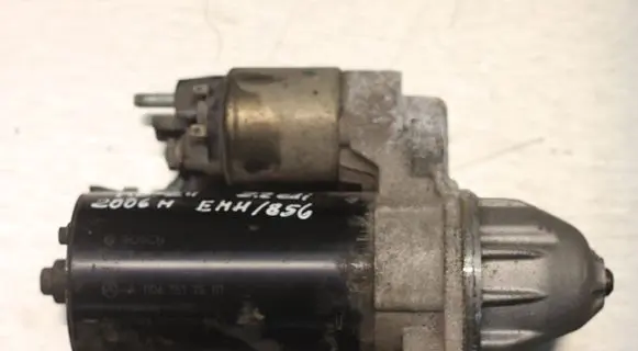 Mercedes-Benz E W211 Starter motor A0061512501