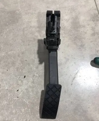 Volkswagen ID.7 Accelerator throttle pedal 1EB723503B