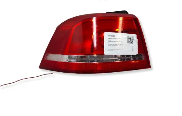 Volkswagen PASSAT B7 Rear/tail lights 3AE945095F