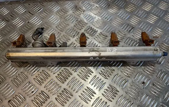 Volvo S70 V70 V70 XC Fuel injector 0280155831