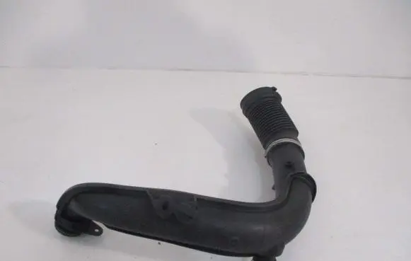 Citroen C5 Air intake duct part 9684878980