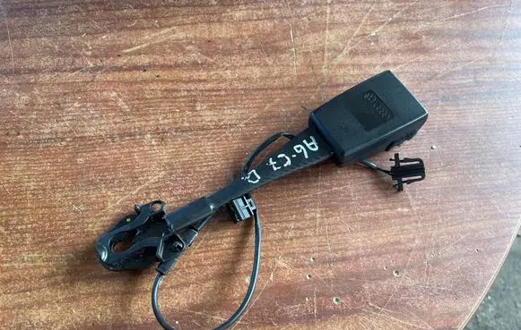 Audi A6 S6 C7 4G Front seatbelt buckle 8K0857755F