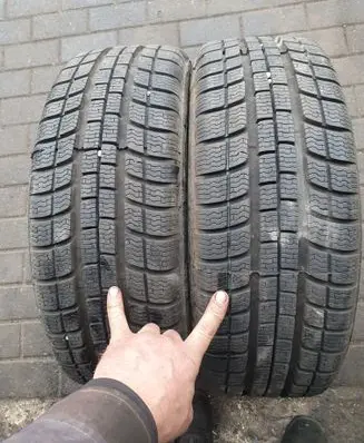Mercedes-Benz C W203 R17 winter tire 22565R17