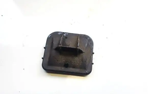 Ford Scorpio Headlight/headlamp dust cover 1305239028 85gg13k060ba