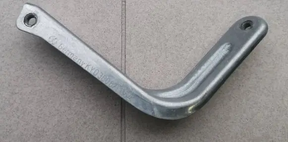 Volkswagen PASSAT B5.5 Fender mounting bracket 3B0821135A