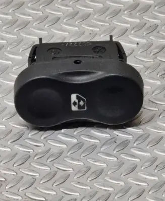 Dacia Sandero Electric window control switch 602227