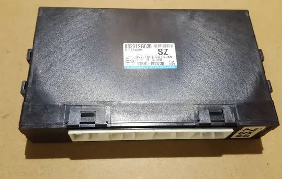 Subaru Forester SJ Comfort/convenience module 88281SG030 X1T24383H 116RI000730