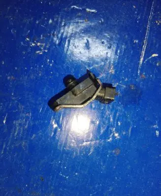 BMW 3 E46 Fuel pressure sensor 0261230046