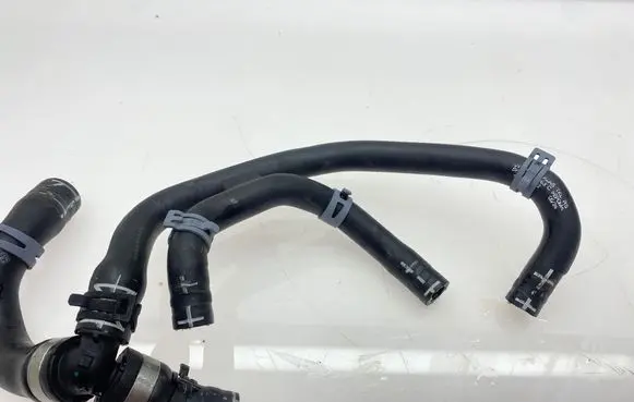 Volkswagen Golf VIII Engine coolant pipe/hose 5WA121087