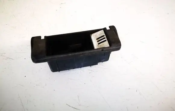 Car ashtray