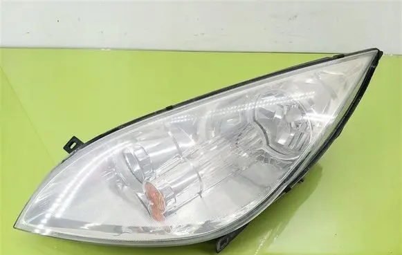 Mitsubishi Colt CZ3 Headlight/headlamp 0301208201
