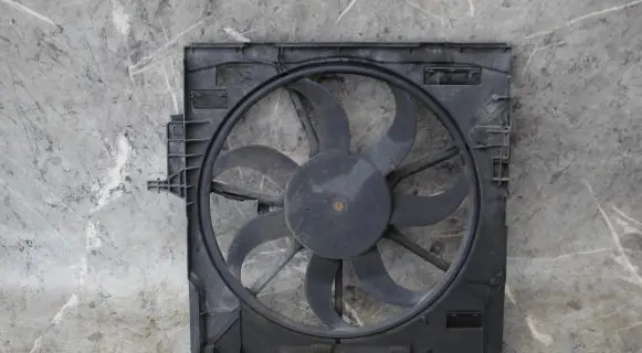BMW X6 E71 Air conditioning (A/C) fan (condenser) 