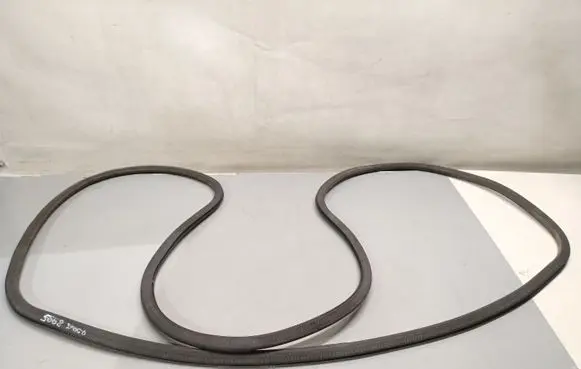 Peugeot 5008 II Sunroof sealing rubber 9814485180