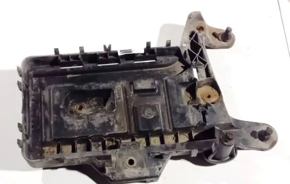 Volkswagen PASSAT B6 Battery bracket 1k0915333c