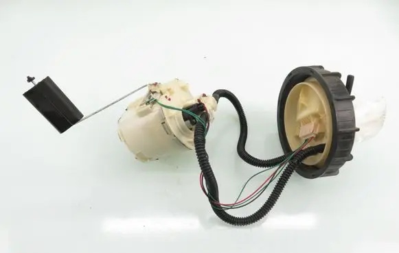 Ford Focus In-tank fuel pump 98APAK9H307