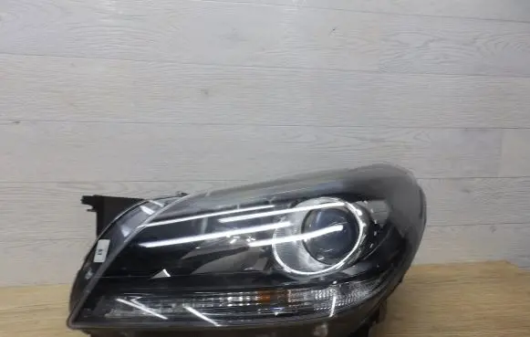 Mercedes-Benz SLK R172 Headlight/headlamp A1728201959