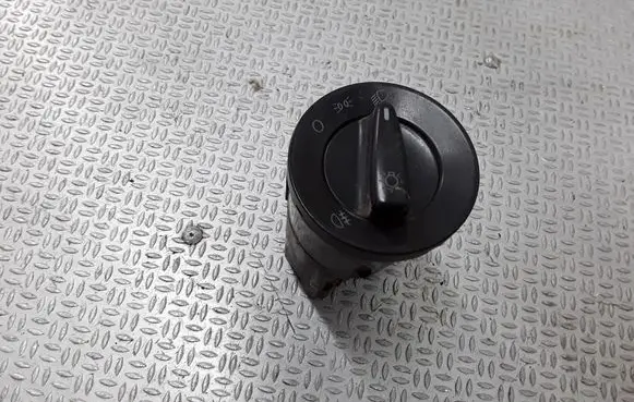 Volkswagen PASSAT B5 Light switch 1C0941531