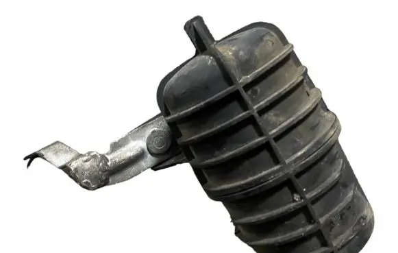 BMW 5 E39 Vacuum air tank 2247620 11652247620