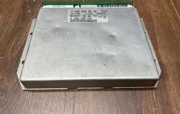 Mercedes-Benz SL R129 ESP (stability system) control unit 0225456632 0265109018