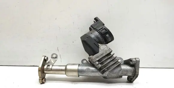 BMW 3 E92 E93 EGR valve 7563241 261723056
