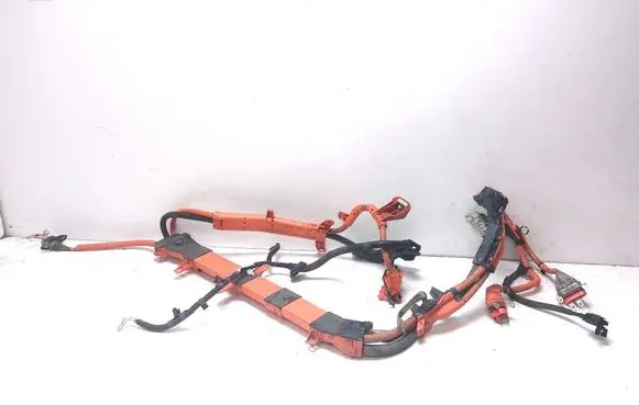 Lexus RX 450H Positive cable (battery) 821H148010