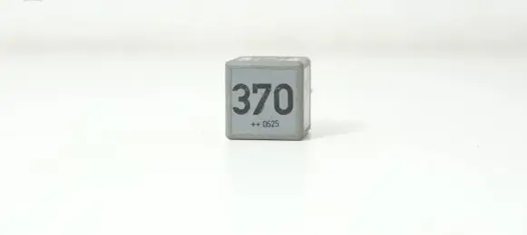 Audi A4 S4 B6 8E 8H Other relay 8D0951253