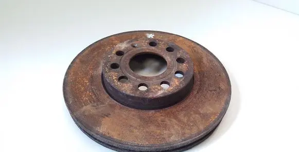 Volkswagen Touran I Front brake disc