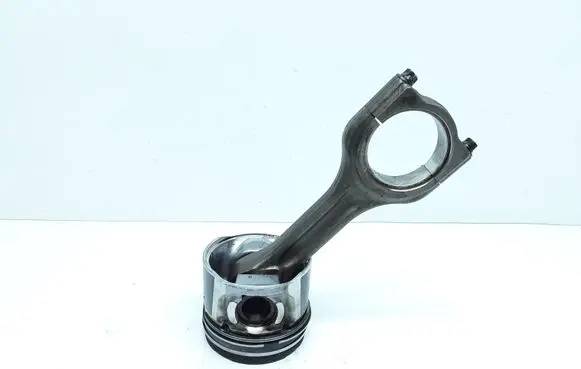 Volvo V50 Piston with connecting rod 