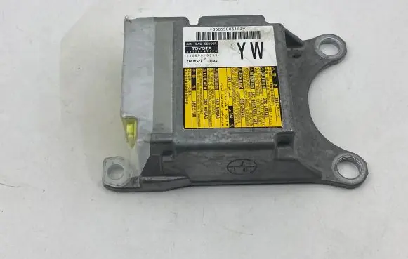 Toyota Prius+ (ZVW40) Airbag control unit/module 8917047520 060550031F 1508000550