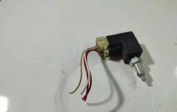 KIA Ceed Brake pedal sensor switch 