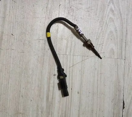 Mercedes-Benz A W177 Exhaust gas temperature sensor A0009058007