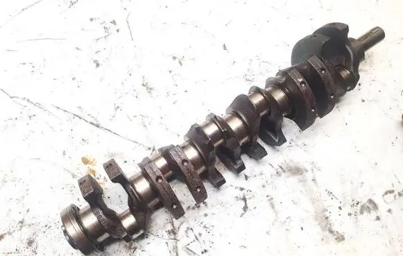 BMW 5 E39 Crankshaft 1714482 ggg70