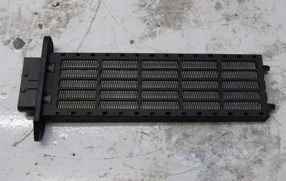 Nissan X-Trail T32 Electric car heater A30105B38010